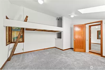 13193 N Madison Avenue NE, Bainbridge Island, WA 98110 - Photo 29