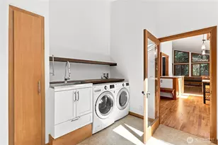 13193 N Madison Ave NE, Bainbridge Island, WA 98110 - Photo 33