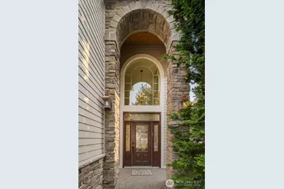 4004 215th Street SE, Bothell, WA 98021 - Photo 3