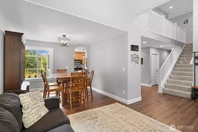 317 66th Avenue NE, Tacoma, WA 98422 - Photo 3