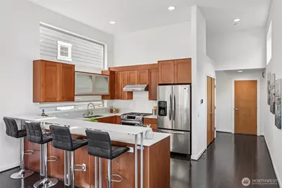 1018 NE 103rd Street, Seattle, WA 98125 - Photo 9