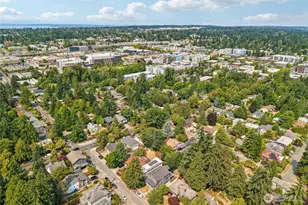 1018 NE 103rd St, Seattle, WA 98125 - Photo 33