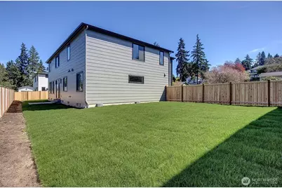 16215 Simonds Road NE, Kenmore, WA 98028 - Photo 35