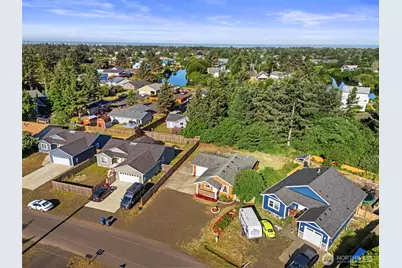 112 Seagate Street SW, Ocean Shores, WA 98569 - Photo 5