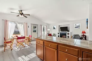 112 Seagate St SW, Ocean Shores, WA 98569 - Photo 25