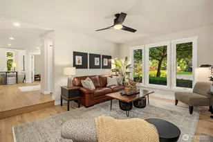 23013 SE 41st Pl, Sammamish, WA 98075 - Photo 17