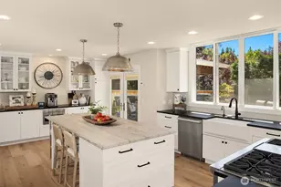 23013 SE 41st Pl, Sammamish, WA 98075 - Photo 13