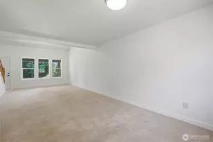 10700 SE 16th St, Vancouver, WA 98664 - Photo 9