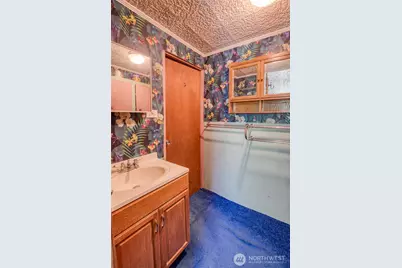 127 N First Street, Pacific Beach, WA 98571 - Photo 17