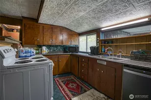 127 N First St, Pacific Beach, WA 98571 - Photo 11