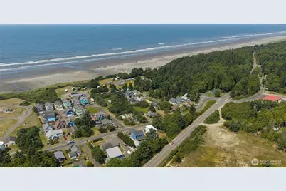 127 N First Street, Pacific Beach, WA 98571 - Photo 39