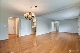 20643 Church Lake Dr E, Bonney Lake, WA 98391 - Photo 5