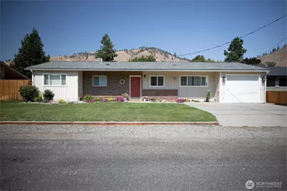 205 Valley Street, Cashmere, WA 98815 - Photo 1