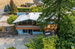 19505 45th Ave NE, Lake Forest Park, WA 98155 - Photo 5