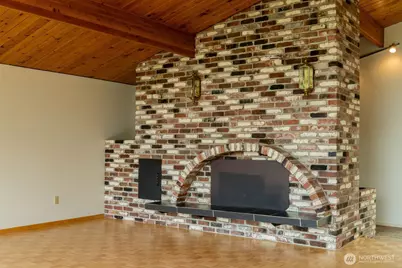 19505 45th Avenue NE, Lake Forest Park, WA 98155 - Photo 15