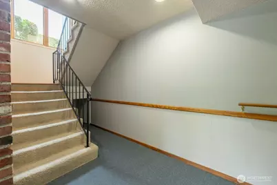 19505 45th Avenue NE, Lake Forest Park, WA 98155 - Photo 17
