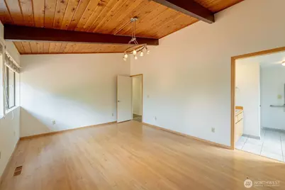 19505 45th Avenue NE, Lake Forest Park, WA 98155 - Photo 9