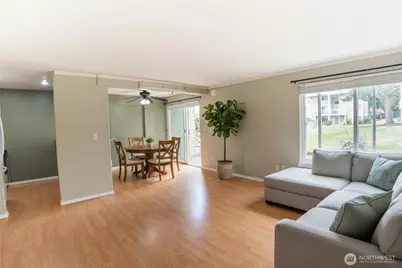 22242 24th Avenue S #F-45, Des Moines, WA 98198 - Photo 5