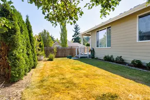1758 Hillcrest Loop, Mount Vernon, WA 98274 - Photo 31