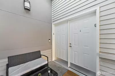 10834 NE 68th St #B6, Kirkland, WA 98033 - Photo 3