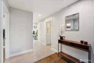 10834 NE 68th St, Kirkland, WA 98033 - Photo 5