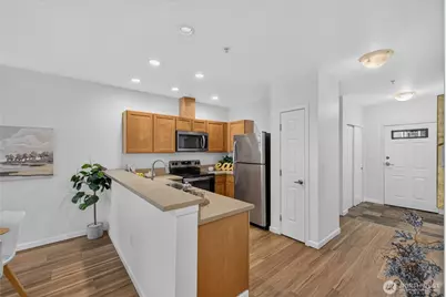 1220 E Columbia Street #202, Seattle, WA 98122 - Photo 5