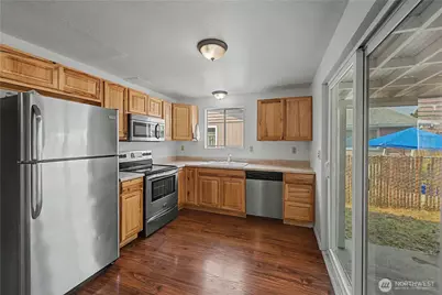 4639 E E Street, Tacoma, WA 98404 - Photo 9