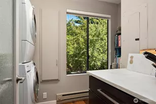 2223 13th Ave W, Seattle, WA 98119 - Photo 17