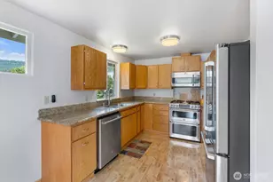 38505 SE 86th Pl, Snoqualmie, WA 98065 - Photo 11