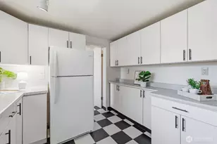 549 NW 205th St, Shoreline, WA 98177 - Photo 25
