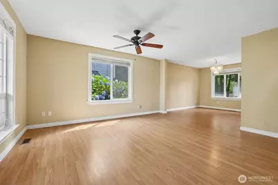 11121 SE 271st Street, Kent, WA 98030 - Photo 7