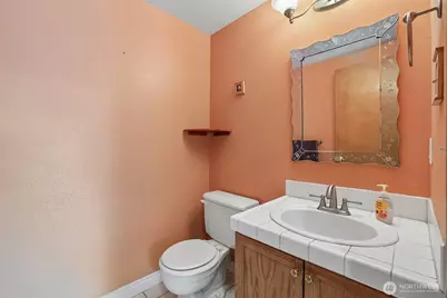 11121 SE 271st Street, Kent, WA 98030 - Photo 17