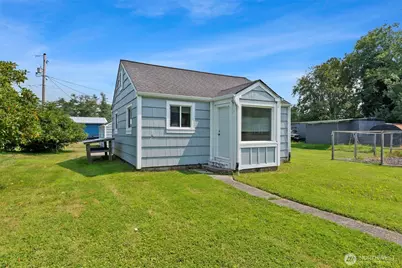903 Howard Street, Raymond, WA 98577 - Photo 3