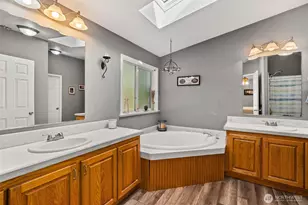 385 Mill Creek Rd, Raymond, WA 98577 - Photo 19