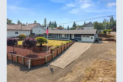 706 Bradford Street, Raymond, WA 98577 - Photo 25