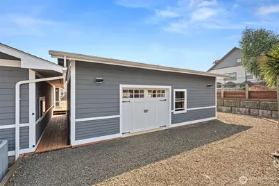 706 Bradford Street, Raymond, WA 98577 - Photo 31