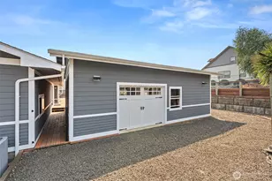 706 Bradford St, Raymond, WA 98577 - Photo 31