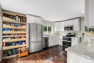 4683 W Sherman Heights Road, Bremerton, WA 98312 - Photo 17