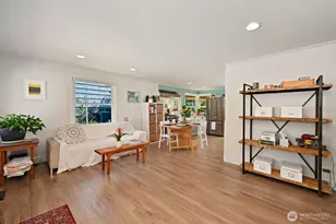 349 NW 49th St, Seattle, WA 98107 - Photo 7