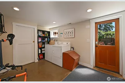 349 NW 49th Street, Seattle, WA 98107 - Photo 17