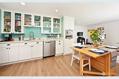 349 NW 49th Street, Seattle, WA 98107 - Photo 11