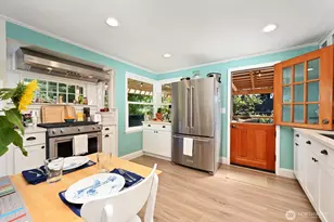 349 NW 49th St, Seattle, WA 98107 - Photo 9