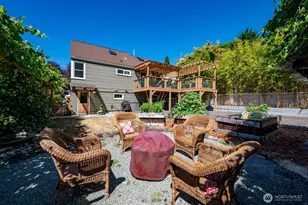 349 NW 49th St, Seattle, WA 98107 - Photo 33