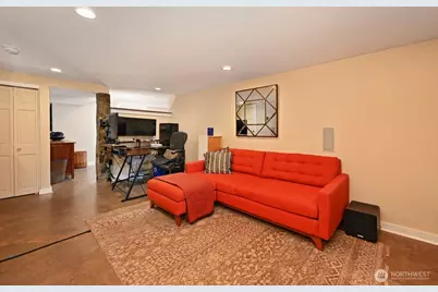349 NW 49th Street, Seattle, WA 98107 - Photo 19