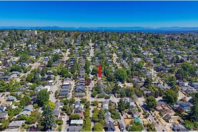 349 NW 49th Street, Seattle, WA 98107 - Photo 35