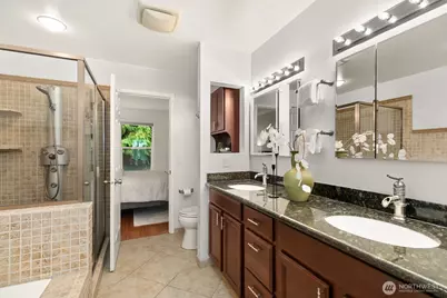 3835 25th Avenue W, Seattle, WA 98199 - Photo 19