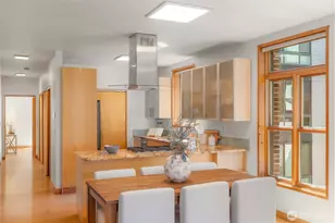1122 Broadway E, Seattle, WA 98102 - Photo 3