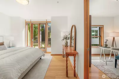 1122 Broadway E #301, Seattle, WA 98102 - Photo 19