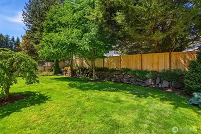 4025 262nd Place SE, Sammamish, WA 98029 - Photo 19
