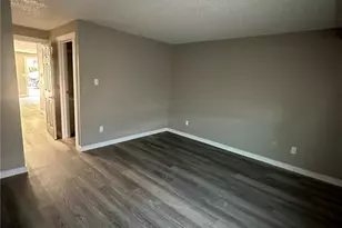 519 Burnett Ave S, Renton, WA 98057 - Photo 5